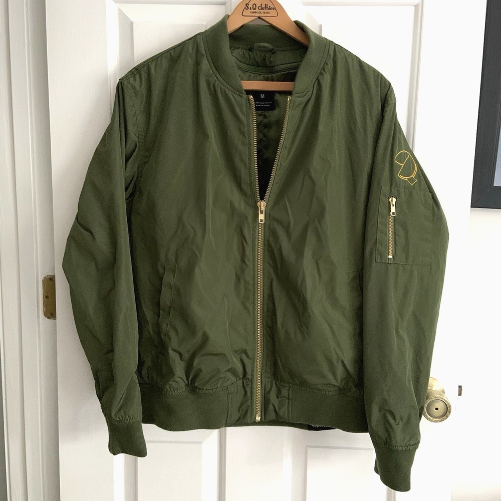 Fortune Cookie Green Bomber Jacket Recycled Polyester PF Changs M Satin Inside